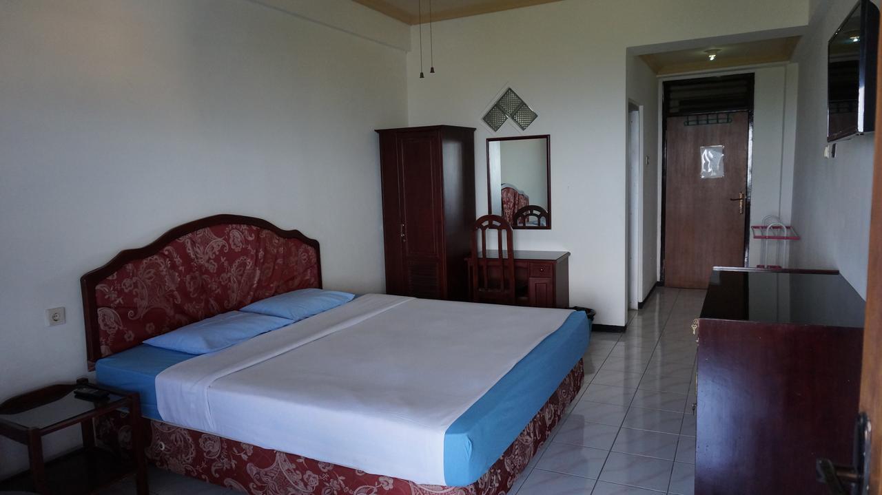 Hotel Surya Indah Batu Malang Eksteriør billede