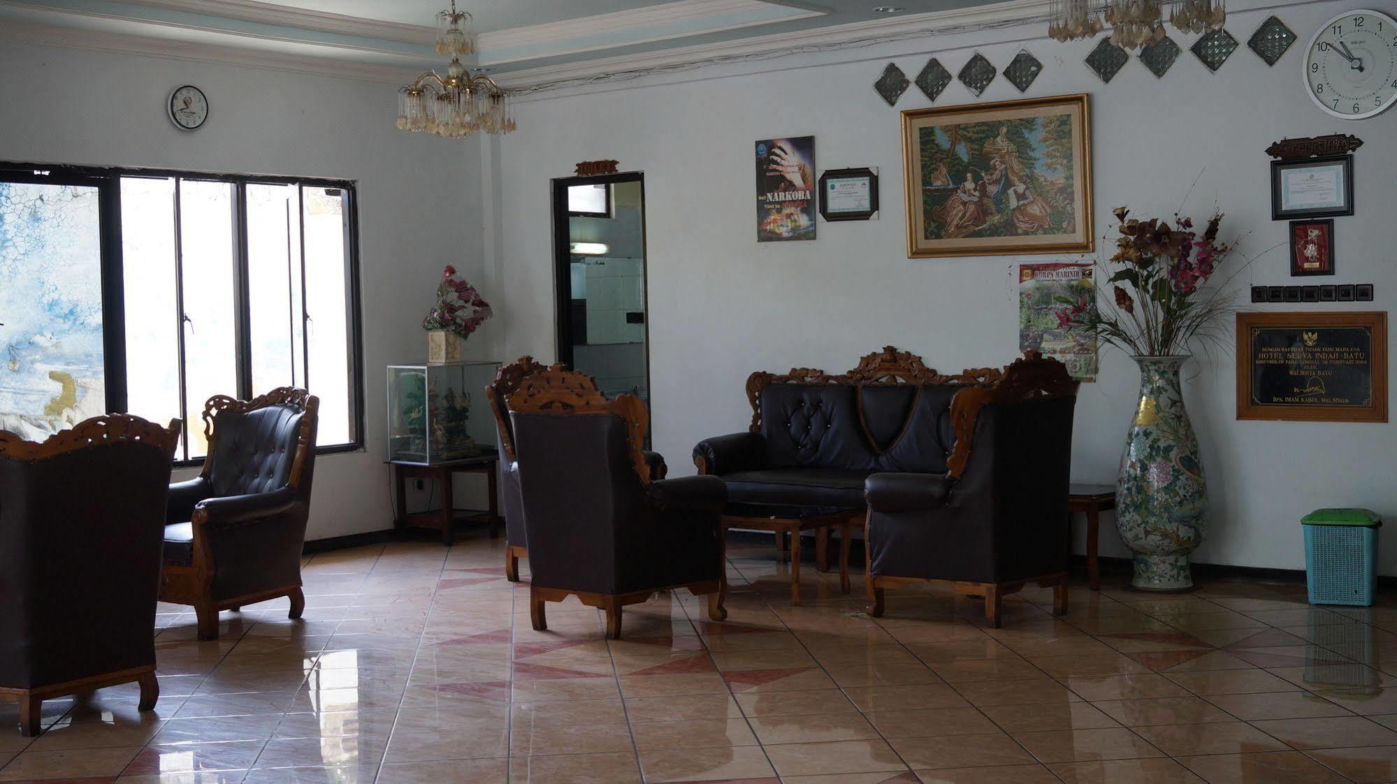 Hotel Surya Indah Batu Malang Eksteriør billede