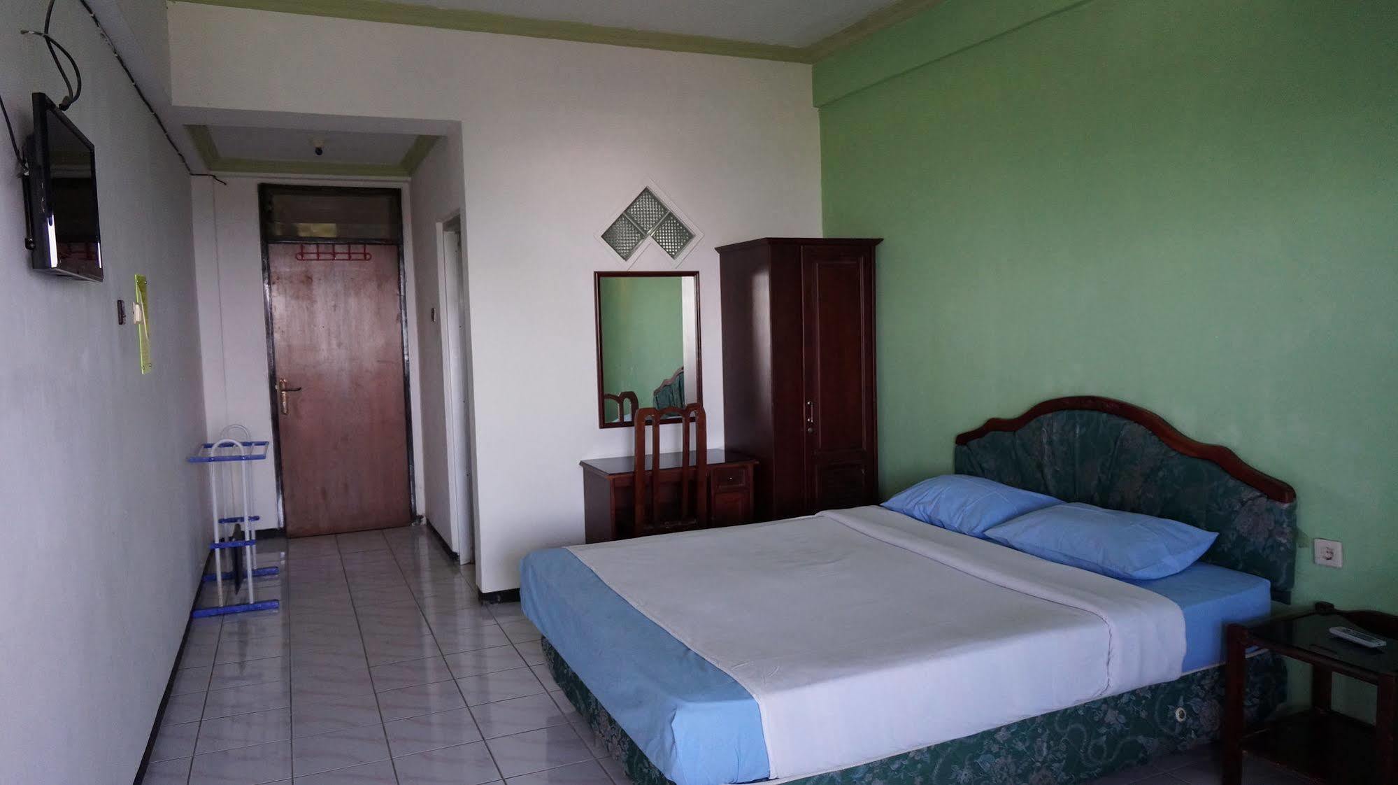 Hotel Surya Indah Batu Malang Eksteriør billede