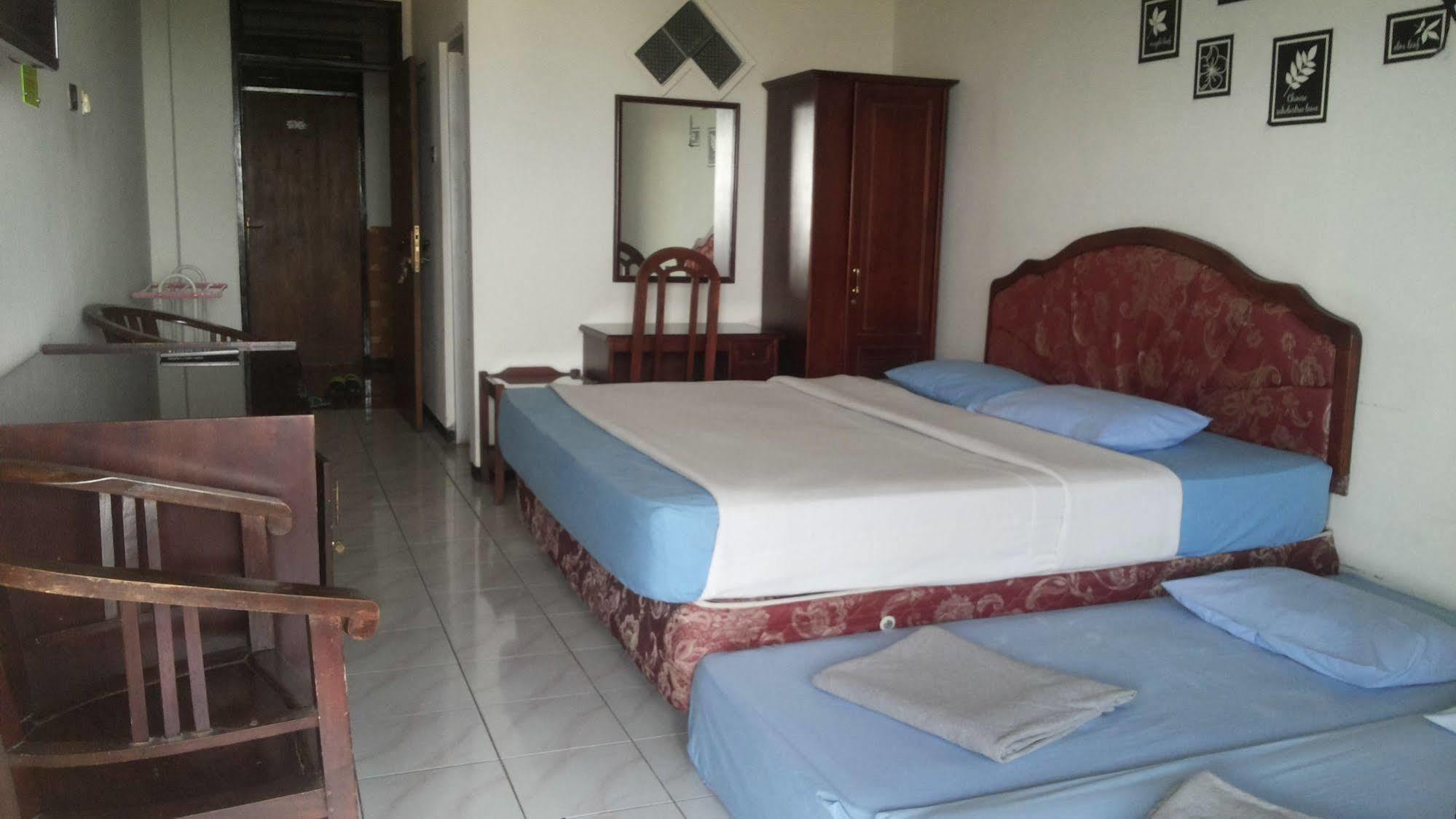 Hotel Surya Indah Batu Malang Eksteriør billede