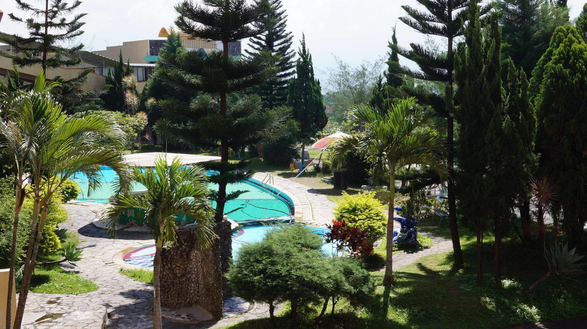 Hotel Surya Indah Batu Malang Eksteriør billede