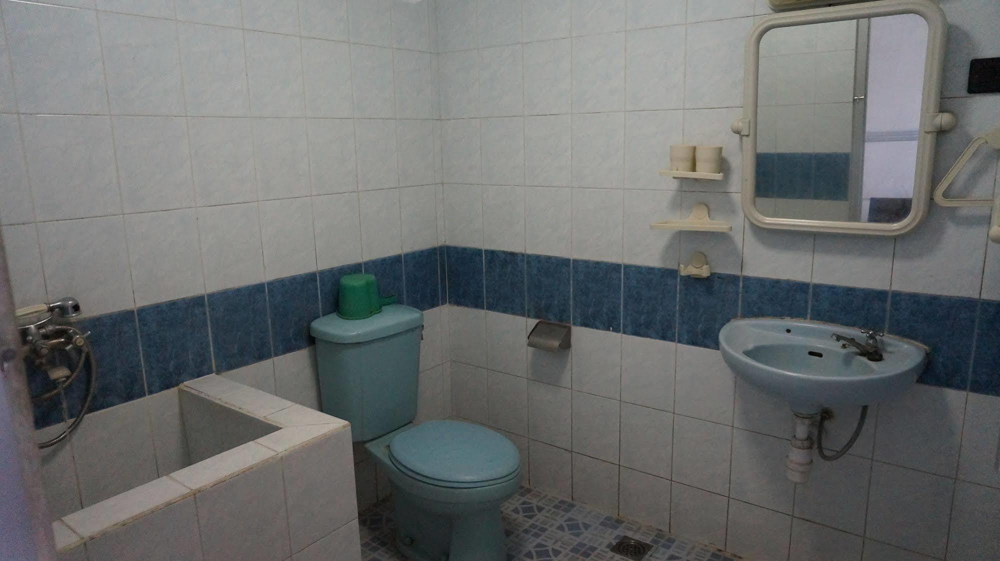 Hotel Surya Indah Batu Malang Eksteriør billede